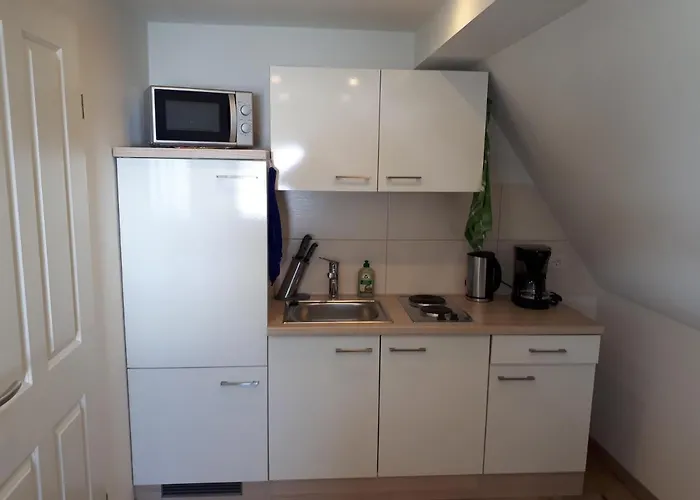 Fiore Gaestezimmer Appartement Esselbach