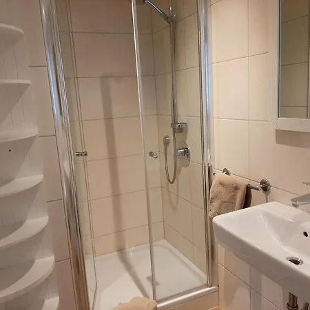 Fiore Gaestezimmer Apartment